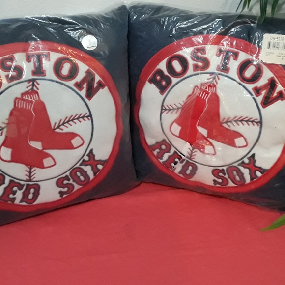 🤩🤩 BOSTON RED SOX NEW PAR OF CUSHIONS - Picture 5 of 8